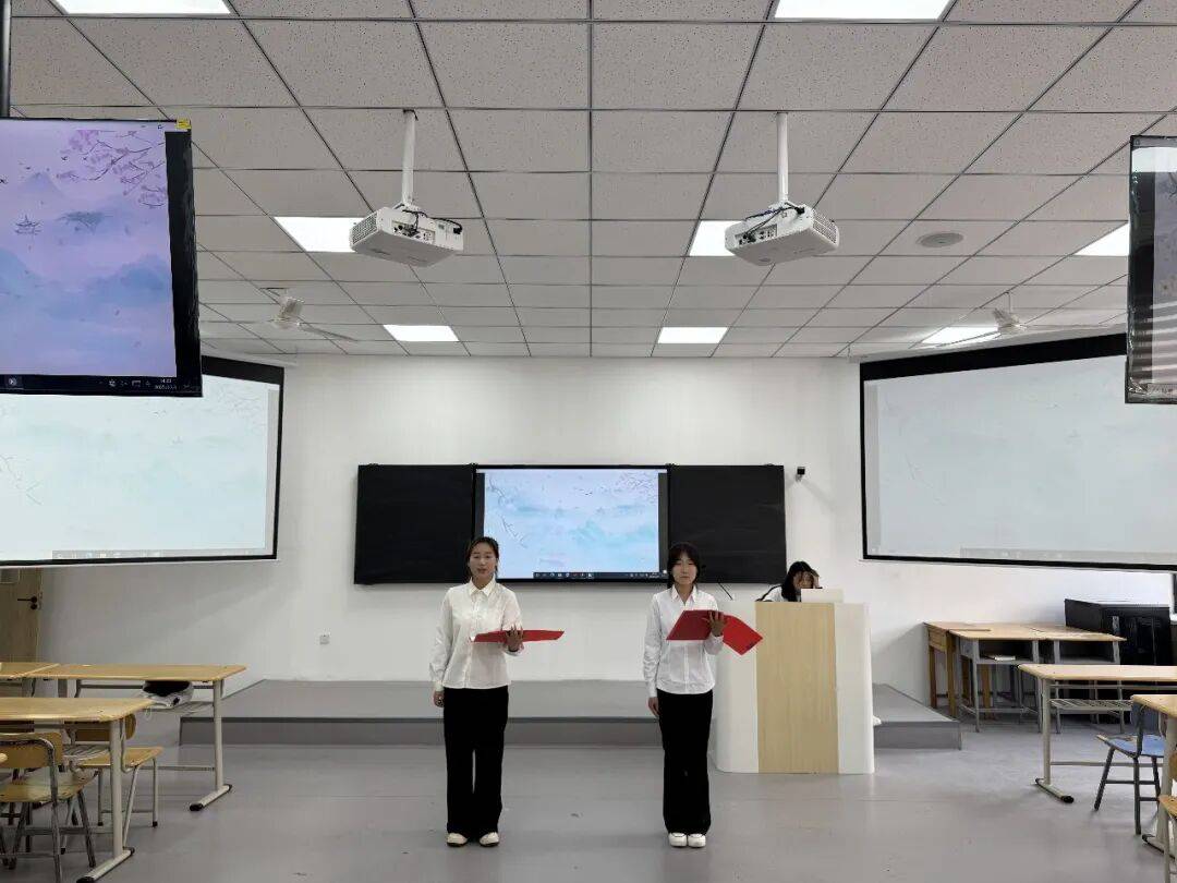 我系组织开展“九州通经典，文脉续华章”经典朗诵解析比赛初赛